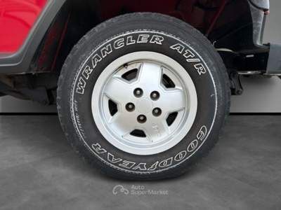Jeep Wrangler Laredo Rosso usata LECCE