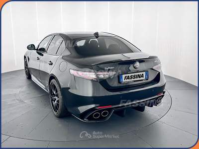Alfa Romeo Giulia Giulia 2.9 V6 Bi-Turbo AT8 Quadrifoglio 510cv Nero usata Milano