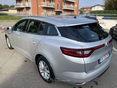 Renault Mégane Sporter 1.5 dci energy Business 110cv edc Argento usata Treviglio