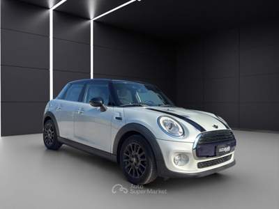 MINI Cooper 1.5 Cooper Hype Auto Bianco usata San Nicola la Strada