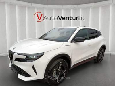 Alfa Romeo Junior 1.2 136 CV Hybrid eDCT6 Speciale KM ZERO Bianco usata Civita Castellana