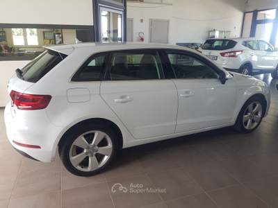 Audi A3 A3 SPB 1.4 TFSI g-tron Ambiente Bianco usata Lagosanto