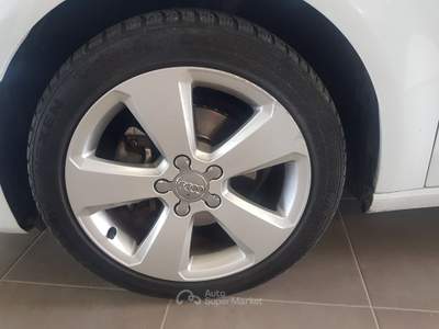 Audi A3 A3 SPB 1.4 TFSI g-tron Ambiente Bianco usata Lagosanto