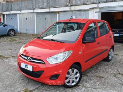 Hyundai i10 1.1 12V Fiorucci Rosso usata Melegnano