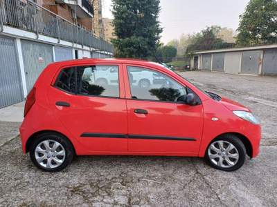 Hyundai i10 1.1 12V Fiorucci Rosso usata Melegnano