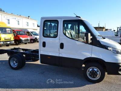 Iveco Daily 35-140 D.CABINA 2.3 CASSONE FISSO NUOVO P.CONSEGNA Bianco usata COMACCHIO