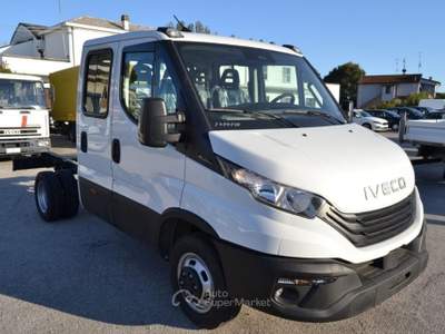 Iveco Daily 35-140 D.CABINA 2.3 CASSONE FISSO NUOVO P.CONSEGNA Bianco usata COMACCHIO