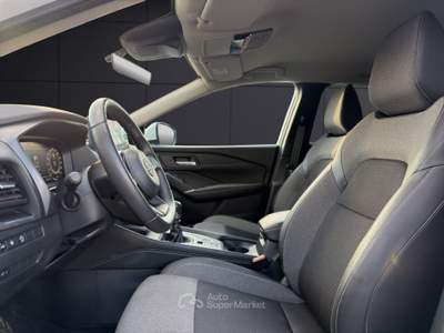 Nissan Qashqai MHEV 140 CV N-Connecta Bianco usata Napoli