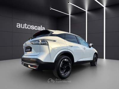 Nissan Qashqai MHEV 140 CV N-Connecta Bianco usata Napoli