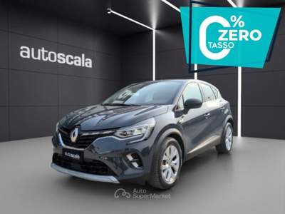 Renault Captur Plug-in Hybrid E-Tech 160 CV Intens Bianco usata Napoli