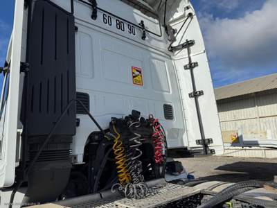 Iveco Stralis STRALIS HI-ROAD AT440S46T EURO 6 Nero usata Caltagirone