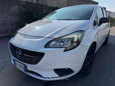 Opel Corsa Corsa V 2015 5p 1.4 b-Color Gpl 90cv Bianco usata TRAVAGLIATO