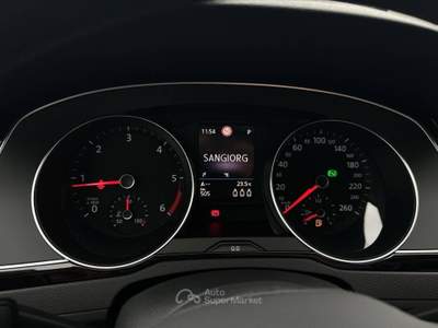 Volkswagen Passat Variant 2.0 tdi Business 150cv dsg Grigio usata Cappella Maggiore