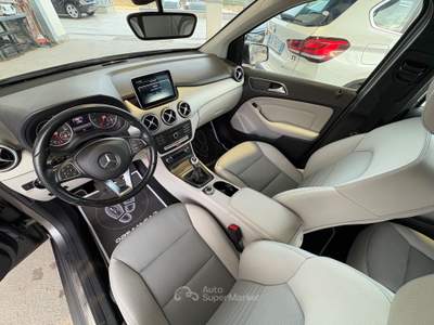 Mercedes-Benz Classe B B 180 d Executive Bronzo usata ALTAMURA