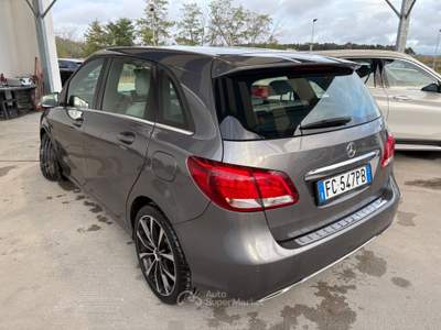 Mercedes-Benz Classe B B 180 d Executive Bronzo usata ALTAMURA