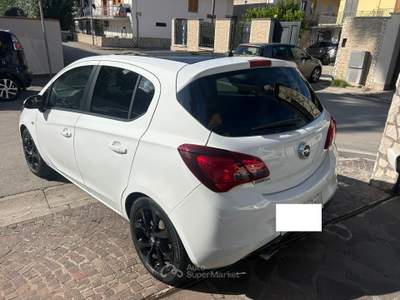 Opel Corsa Opel Corsa 1.4 90CV GPL Tech 5 porte Innovation Bianco usata Caivano