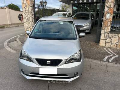 Seat Mii Seat Mii 1.0 68 CV 5 porte Chic Ecofuel Argento usata Caivano