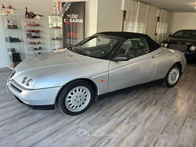 Alfa Romeo Gtv/Spider Capote elettrica - targa oro Argento usata Spinea