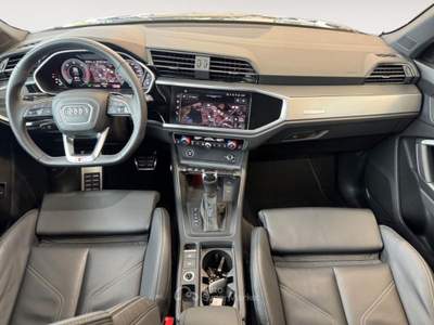 Audi Q3 2.0 tdi S line edition 150cv s-tronic Identity Black usata Rovigo