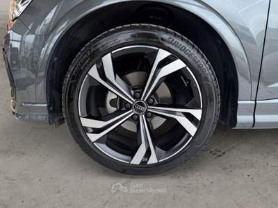 Audi Q3 2.0 tdi S line edition 150cv s-tronic Identity Black usata Rovigo