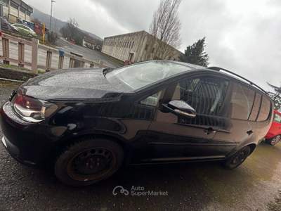 Volkswagen Touran Touran 1.6 tdi Comfortline dsg Nero usata Silvano d'Orba
