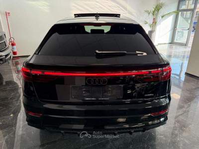Audi Q8 50TDI 286CV Quat. tiptr. S-LINE TETTO  CERCHI 23RS Nero usata Villa Carcina