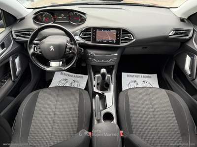 Peugeot 308 308 BlueHDi 100 S&S SW Active Nero usata Mesagne