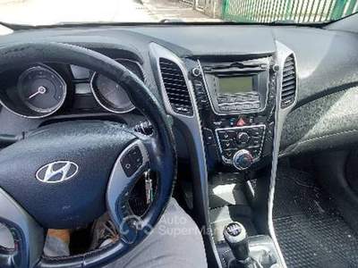 Hyundai i30 x info 3334242034 Nero usata Caianello