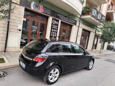 Opel Astra COSMO BERLINA Nero usata CORATO