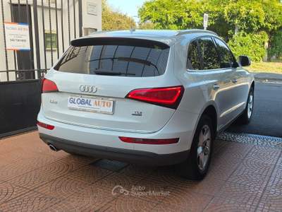 Audi Q5 190 CV clean diesel quattro S tronic Business Bianco usata Seregno