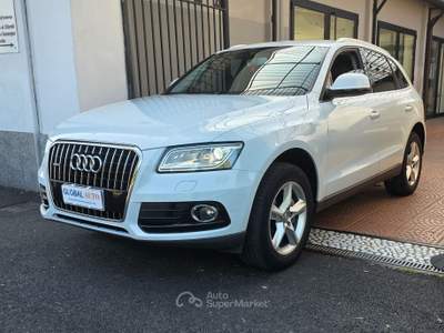 Audi Q5 190 CV clean diesel quattro S tronic Business Bianco usata Seregno