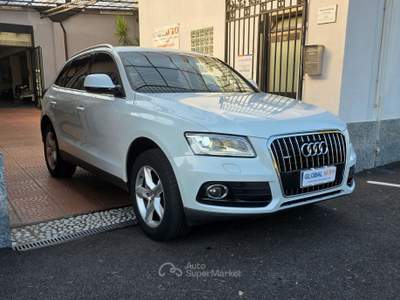 Audi Q5 190 CV clean diesel quattro S tronic Business Bianco usata Seregno