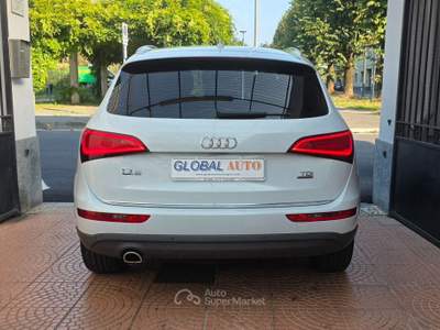Audi Q5 190 CV clean diesel quattro S tronic Business Bianco usata Seregno
