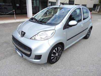 Peugeot 107 5p. Active * OK NEOPATENTAT usata Calderara di Reno