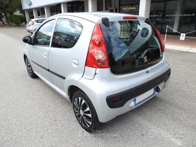 Peugeot 107 5p. Active * OK NEOPATENTAT usata Calderara di Reno