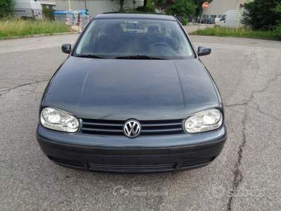 Volkswagen Golf cat 3 porte Comfortline usata Calderara di Reno