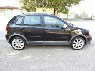 Volkswagen Polo Cross 1.4/80CV 16V *NEOPATENTATO usata Calderara di Reno