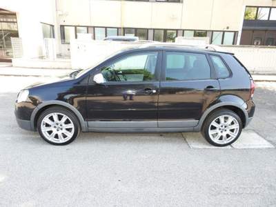 Volkswagen Polo Cross 1.4/80CV 16V *NEOPATENTATO usata Calderara di Reno