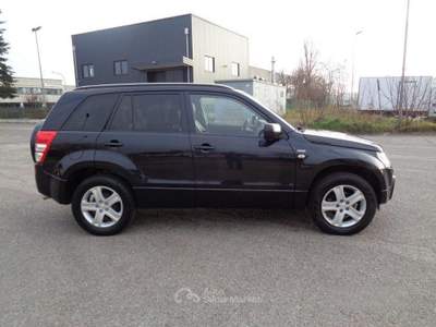 Suzuki Grand Vitara 5 porte 4x4 EXECUTI usata Calderara di Reno