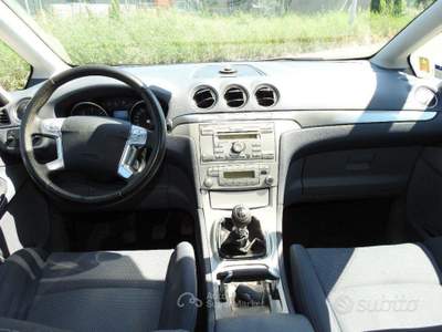 Ford S-Max TITANIUM usata Calderara di Reno