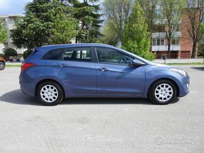 Hyundai i30 Wagon 1.6 CRDi Comfort usata Calderara di Reno