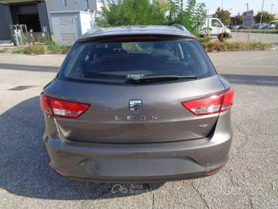 Seat Leon TDI 105 CV ST Start/Stop Business usata Calderara di Reno