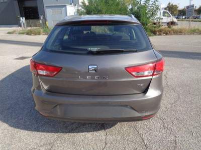 Seat Leon TDI 105 CV ST Start/Stop Business usata Calderara di Reno