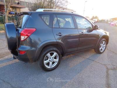 Toyota RAV4 RAV 4 2.2 D-4D 177 CV Sol Plus 4WD NAVIGA usata Calderara di Reno