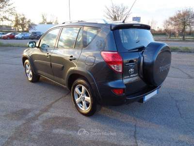 Toyota RAV4 RAV 4 2.2 D-4D 177 CV Sol Plus 4WD NAVIGA usata Calderara di Reno
