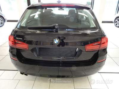 BMW Serie 5 520d 520 d xDrive Touring Modern SW 4X4 E6 *GARAN usata Calderara di Reno