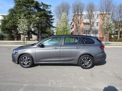 Fiat Tipo Mjt S&S SW Lounge *NEOPATENTATO* usata Calderara di Reno