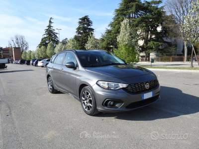 Fiat Tipo Mjt S&S SW Lounge *NEOPATENTATO* usata Calderara di Reno