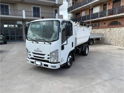 Isuzu M21 Heavy COMPATTATORE RIFIUTI OMB Bianco usata Giugliano in Campania