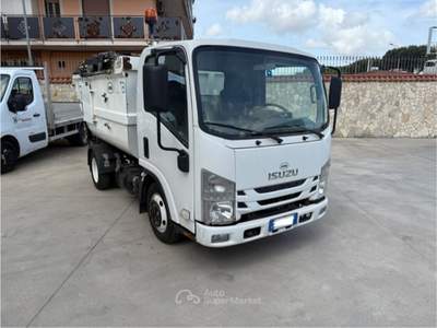 Isuzu M21 Heavy COMPATTATORE RIFIUTI OMB Bianco usata Giugliano in Campania